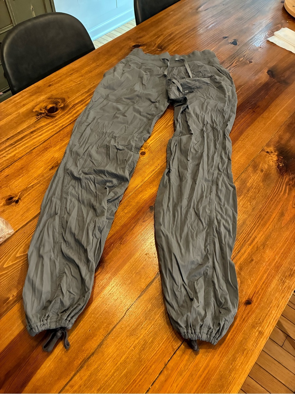 Lululemon Dance Studio Pants Gray Stripe Women's 4 F92